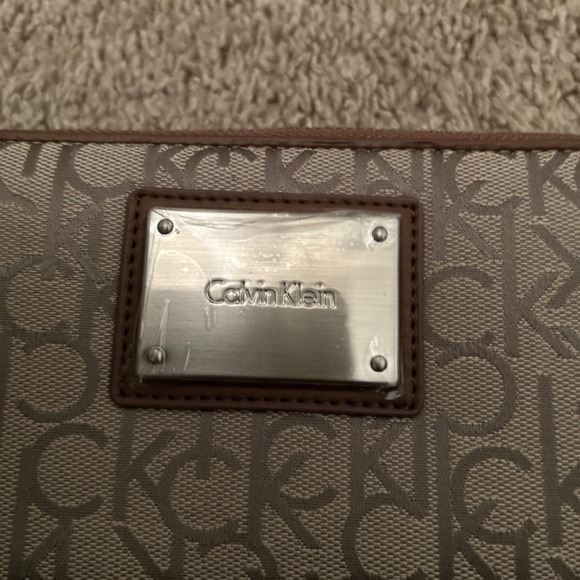 Calvin Klein Tan and Brown Hobo Bag with Wallet - Picture 9 of 10